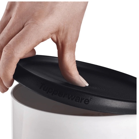 NIP SET OF 4 TUPPERWARE ONE TOUCH® REMINDER CANISTER SET/BLACK - Picture 3 of 4